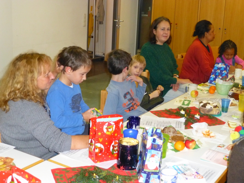 21.12.2012: Weihnachtsfeier bei den Kindern